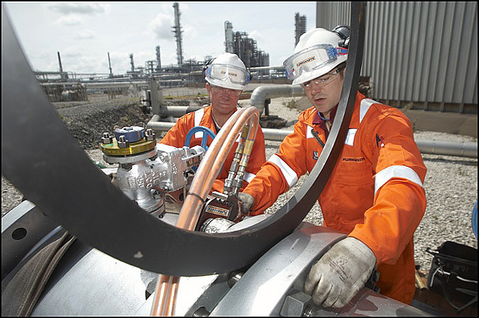 Industrial Photography, Gas Pipe Repairs, Flare Line, Stanlow Oil Refinery, Cheshire, UK